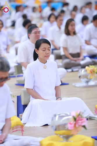 ภาพ No.310667:วันอาทิตย์ที่ 22 กุมภาพันธ์ พ.ศ. 2569 พิธีถวายโคมมาฆประทีป ณ ห้องแก้วสารพัดนึก 2 วัดพระธรรมกาย จ.ปทุมธานี