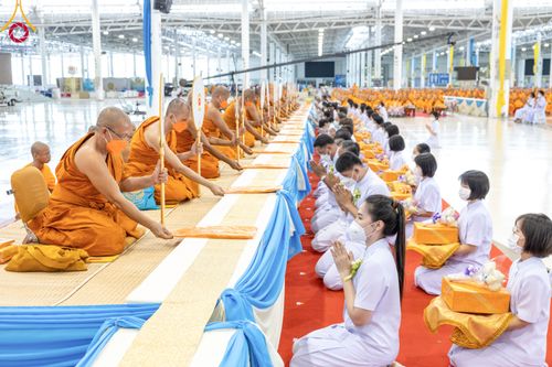 ภาพ No.87941:พิธีรำลึกนักสร้างบารมี ในวันมหารำลึกครั้งที่ 33 วันเสาร์ที่ 16 กันยายน พ.ศ. 2566 ณ หน้ารัตนบัลลังก์ สภาธรรมกายสากล วัดพระธรรมกาย