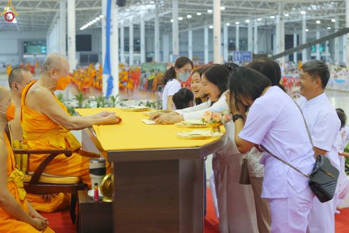 ภาพ No.77855:พิธีหล่อพระบรมพุทธเจ้า ทิศตะวันตก  วันอาทิตย์ที่ 19 มีนาคม พ.ศ. 2566 ณ วัดพระธรรมกาย จ.ปทุมธานี