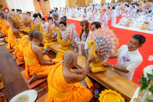 ภาพ No.252848:วันที่ 12 ตุลาคม พ.ศ. 2568 พิธีทอดกฐินครบรอบ 12 ปี เพื่อสร้างถนนธรรมวิถี ณ ศูนย์ปฏิบัติธรรมนครราชสีมา