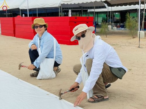 ภาพ No.211230:วันเสาร์ที่ 15 มีนาคม พ.ศ. 2568  การเตรียมงานของเจ้าหน้าที่ เพื่องานฉลองปทุมเจดีย์ ณ ศูนย์อบรมเยาวชนปัตตานี