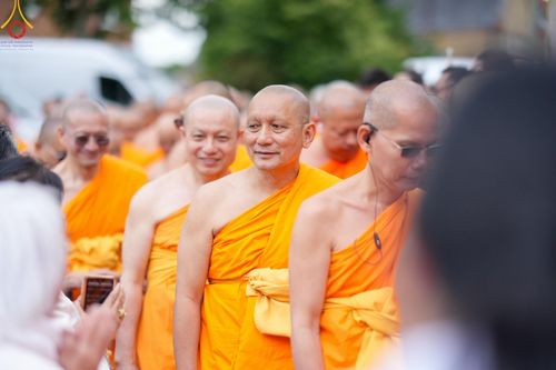 ภาพ No.142661:พิธีพัทธสีมา ประดิษฐานลูกนิมิตมหาสมบัติ สถาปนาอุโบสถวัดพระธรรมกายลอนดอน บูชาธรรม 80 ปี หลวงพ่อธัมมชโย วันเสาร์ที่ 22 มิถุนายน พ.ศ. 2567