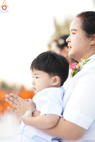 ภาพ No.193045:พิธีตักบาตรพระธรรมยาตรา ณ อนุสรณ์สถานคลองบางนางแท่น อ.สามพราน จ.นครปฐม ในโครงการธรรมยาตรา กตัญญูบูชา มหาปูชนียาจารย์ พระมงคลเทพมุนี(สด จนฺทสโร) พระผู้ปราบมาร อนุสรณ์สถาน 7 แห่ง ปีที่ 13 วันที่ 11 มกราคม พ.ศ.2568