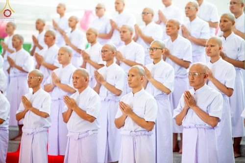 ภาพ No.141421:พิธีบรรพชาอุปสมบท โครงการอุปสมบทหมู่รุ่นผู้บริหาร รุ่นที่ 14 โครงการอุปสมบทหมู่ธรรมทายาท ระดับอุดมศึกษา รุ่นที่ 51 ภาคฤดูฝน ณ โบสถ์พระไตรปิฎก วัดพระธรรมกาย ในวันเสาร์ที่ 15 มิถุนายน พ.ศ. 2567