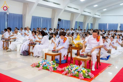 ภาพ No.275032:วันอาทิตย์ที่ 30 พฤศจิกายน พ.ศ. 2568 พิธีทอดผ้าป่า "สร้างองค์พระเจดีย์เพื่อสร้างสันติภาพโลก" ณ ศูนย์ปฏิบัติธรรมระยอง (บ้านช่องลม)