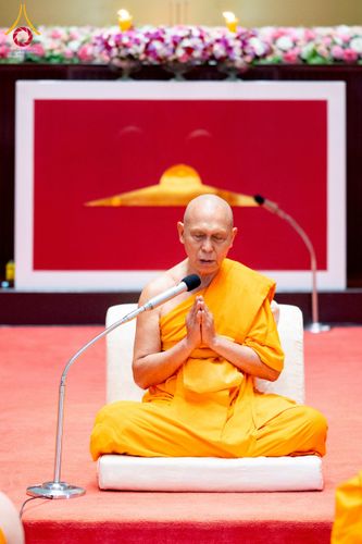 ภาพ No.256275:วันที่ 4 ตุลาคม พ.ศ. 2568 พิธีบรรพชาอุปสมบท  โครงการอุปสมบทหมู่บูชาธรรม 141 ปี  พระมงคลเทพมุนี (สด จนฺทสโร) ณ โบสถ์พระไตรปิฏก วัดพระธรรมกาย จ.ปทุมธานี