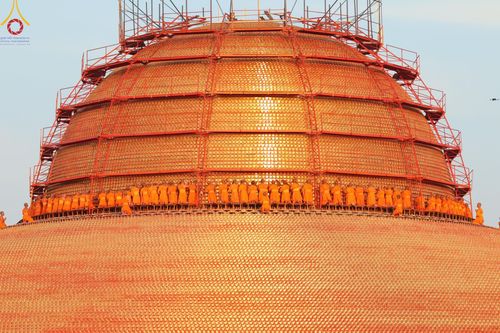 ภาพ No.194584:พิธีปฐมเริ่มสุวรรณรังสรรค์มหาธรรมกายเจดีย์ วันจันทร์ที่ 13 มกราคม พ.ศ. 2568 ณ มหาธรรมกายเจดีย์ วัดพระธรรมกาย จ.ปทุมธานี