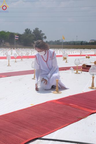 ภาพ No.130092:V.34 เพื่อธรรมเพื่อบางกล่ำ การรับบุญของเจ้าหน้าที่หน่วยงานต่างๆ  เพื่องานธรรมยาตราอัญเชิญพระบรมสารีริกธาตุ ประดิษฐาน ณ มหารัตนเจดีย์สิริปทุมสวรรค์ (เจดีย์อริยพุทธะ 5 พระองค์) ณ ศูนย์ปฏิบัติธรรมภาคใต้ อ.บางกล่ำ จ.สงขลา ระหว่างวันที่ 9-10 มีนาคม พ.ศ. 2567