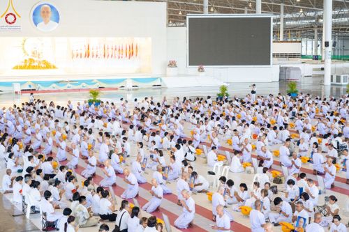 ภาพ No.180627:พิธีบรรพชาอุปสมบท โครงการอุปสมบทบูชาธรรมมหาปูชนียาจารย์ ประจำปีพุทธศักราช 2567 วันเสาร์ที่ 7 ธันวาคมพ.ศ. 2567 ณ วัดพระธรรมกาย จ.ปทุมธานี