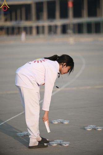 ภาพ No.58315:V.41 เทหมดใจ  ลุยต่อไป ร้อยซาวปี การเตรียมงาน การปฏิบัติงาน และการเก็บงาน ของเจ้าหน้าที่หน่วยงานต่างๆ เพื่อพิธีฉลองอายุวัฒนมงคล 80 ปี หลวงพ่อธัมมชโย และรับถวายมหาสังฆทาน 10,000 กว่าวัดทั่วประเทศ ในวันคุ้มครองโลก จันทร์ที่ 22 เมษายน พ.ศ. 2567