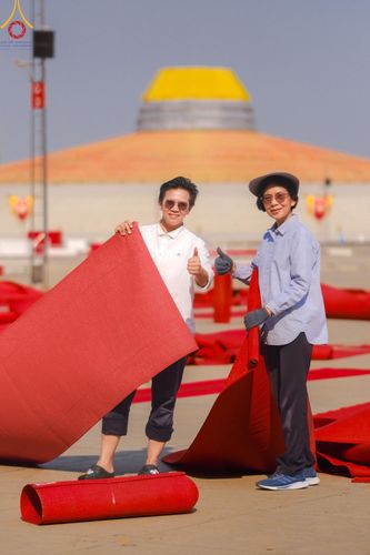 ภาพ No.208170:V.55 สารพัดV สารพัดดี ที่วัดพระธรรมกาย ในโครงการธรรมยาตรา กตัญญูบูชา มหาปูชนียาจารย์ พระมงคลเทพมุนี (สด จนฺทสโร) พระผู้ปราบมาร อนุสรณ์สถาน 7 แห่ง ปีที่ 13 ระหว่างวันที่ 2-31 มกราคม พ.ศ. 2568