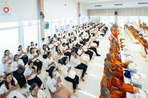 ภาพ No.212518:วันเสาร์ที่ 22 มีนาคม พ.ศ. 2568 พิธีถวายสังฆทานแด่คณะสงฆ์ 323 วัด ปีที่ 21 ครั้งที่ 175 พิธีมอบกองทุนหนุนแรงใจช่วยครูใต้ ปีที่ 18 ครั้งที่ 139 และพิธีทำบุญอุทิศส่วนกุศลให้ผู้วายชนม์ ณ ศูนย์ปฏิบัติธรรมภาคใต้ อำเภอบางกล่ำ จังหวัดสงขลา