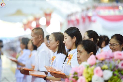 ภาพ No.244015:วันอาทิตย์ที่ 7 กันยายน พ.ศ. 2568 พิธีทอดผ้าป่าสมทบกฐินวัดพระธรรมกาย และสมทบกฐิน 30,000 วัดทั่วไทย ครั้งที่ 2 ณ ห้องแก้วสารพัดนึก 1 วัดพระธรรมกาย