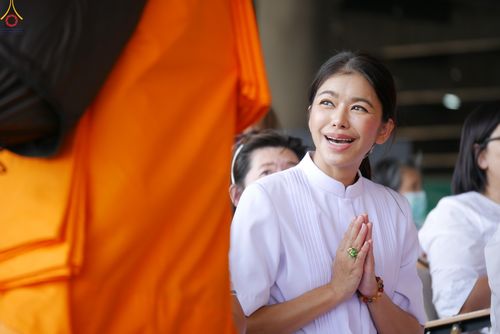 ภาพ No.305956:วันที่ 25 มกราคม พ.ศ. 2569 พิธีต้อนรับพระธรรมยาตรา วัดพระธรรมกาย(ภาพชุดที่ 4) ในโครงการธรรมยาตรา กตัญญูบูชา มหาปูชนียาจารย์ พระมงคลเทพมุนี(สด จนฺทสโร) พระผู้ปราบมาร อนุสรณ์สถาน 7 แห่ง ปีที่ 14