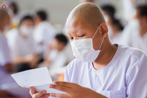 ภาพ No.79372:พิธีขอขมา มอบบาตรและผ้าไตร ในโครงการบรรพชาสามเณรฟื้นฟูพระพุทธศาสนาทั่วไทย โครงการอบรมยุวธรรมทายาท มัชฌิมธรรมทายาท และธรรมทายาทรุ่นอุดมศึกษา ณ สภาธรรมกายสากล วัดพระธรรมกาย วันเสาร์ที่ 1 เมษายน พ.ศ. 2566