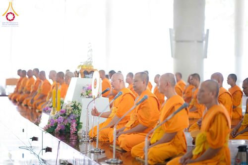 ภาพ No.329901:วันที่ 23 พฤษภาคม พ.ศ. 2569 พิธีถวายภัตตาหารเมนูสวรรค์ เพื่อการบรรลุธรรม ณ หอฉันคุณยายอาจารย์ฯ วัดพระธรรมกาย จังหวัดปทุมธานี