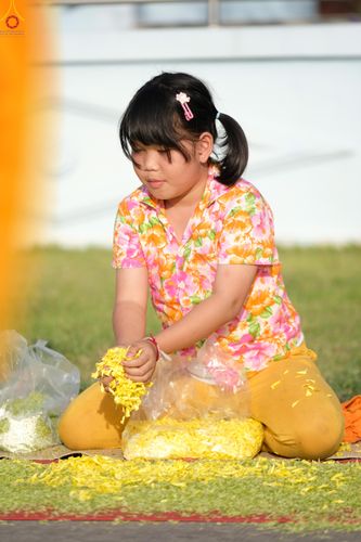 ภาพ No.287828:วันที่ 3 มกราคม พ.ศ. 2569 พิธีต้อนรับพระธรรมยาตรา ครั้งที่ 2 (ภาพชุดที่ 2) ในโครงการธรรมยาตรา กตัญญูบูชา มหาปูชนียาจารย์ พระมงคลเทพมุนี(สด จนฺทสโร) พระผู้ปราบมาร อนุสรณ์สถาน 7 แห่ง ปีที่ 14 ณ อนุสรณ์สถานมหาวิหารพระมงคลเทพมุนี (โลตัสแลนด์) อ.สองพี่น้อง จ.