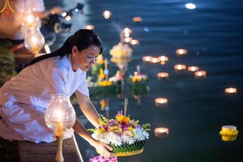 ภาพ No.170340:พิธีลอยกระทงธรรม ณ สระเศรษฐีทะเลบุญ มหาวิหารพระมงคลเทพมุนีฯ วัดพระธรรมกาย วันศุกร์ที่ 15 พฤศจิกายน พ.ศ.2567 (วันเพ็ญ 15 ค่ำ เดือน 12)