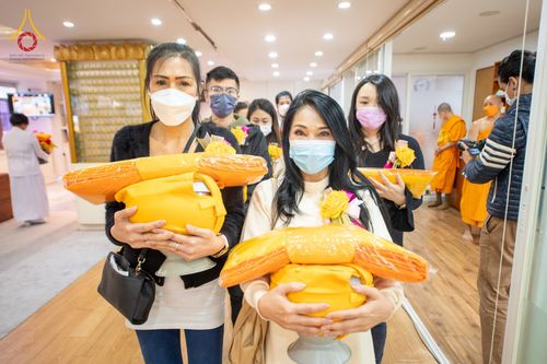 ภาพ No.68094:พิธีบรรพชาสามเณร รุ่นที่ 9 ประจำปี 2565 ณ วัดพระธรรมกายฮ่องกง ประเทศสาธารณรัฐประชาชนจีน วันที่ 24 ธันวาคม พ.ศ. 2565