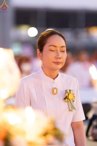 ภาพ No.204548:พิธีจุดประทีปถวายเป็นพุทธบูชา และบูชาธรรมมหาปูชนียาจารย์ ณ วัดพระธรรมกาย ตำบลคลองสาม อำเภอคลองหลวง จังหวัดปทุมธานี ในโครงการธรรมยาตรา กตัญญูบูชา มหาปูชนียาจารย์ พระมงคลเทพมุนี(สด จนฺทสโร) พระผู้ปราบมาร ปีที่ 13 วันที่ 31 มกราคม พ.ศ. 2568