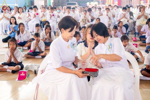 ภาพ No.199302:พิธีทอดผ้าป่าทำนุบำรุงศาสนสถาน ณ วัดลำพญา ตำบลลำพญา อำเภอบางเลน จังหวัดนครปฐม ในโครงการธรรมยาตรา กตัญญูบูชา มหาปูชนียาจารย์ พระมงคลเทพมุนี(สด จนฺทสโร) พระผู้ปราบมาร อนุสรณ์สถาน 7 แห่ง ปีที่ 13 วันที่ 21 มกราคม พ.ศ. 2568