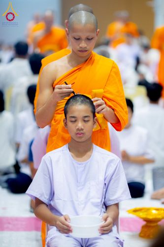 ภาพ No.213609:วันเสาร์ที่ 29 มีนาคม พ.ศ. 2568 พิธีปลงผม โครงการสามเณรยุวธรรมทายาท รุ่นที่ 33 โครงการสามเณรมัชฌิมธรรมทายาท รุ่นที่ 29 ณ ห้องปฏิบัติธรรมวิหารคด คอร์ 13 วัดพระธรรมกาย