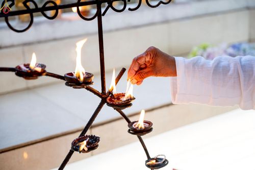 ภาพ No.229998:วันที่ 4 และ 12 พฤษภาคม พ.ศ. 2568 พิธีจุดวิสาขประทีป ถวายเป็นพุทธบูชา ณ วัดสุภัทรารามา มหาวิหาร เมืองบาดุลลา ประเทศศรีลังกา