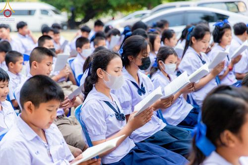 ภาพ No.203421:พิธีทอดผ้าป่าทำนุบำรุงศาสนสถาน ณ วัดปรางค์หลวง ตำบลบางม่วง อำเภอบางใหญ่ จังหวัดนนทบุรี ในโครงการธรรมยาตรา กตัญญูบูชา มหาปูชนียาจารย์ พระมงคลเทพมุนี(สด จนฺทสโร) พระผู้ปราบมาร อนุสรณ์สถาน 7 แห่ง ปีที่ 13 วันที่ 29 มกราคม พ.ศ. 2568