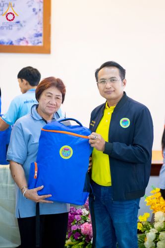 ภาพ No.259741:วันที่ 24 ตุลาคม พ.ศ. 2568 รพ.สต.คลองหนึ่ง อ.คลองหลวง สังกัด อบจ.ปทุมธานี จัดประชุมและมอบครุภัณฑ์ทางการแพทย์ เสริมพลัง อสม. ขับเคลื่อนสุขภาพชุมชนอย่างยั่งยืน ณ วัดพระธรรมกาย