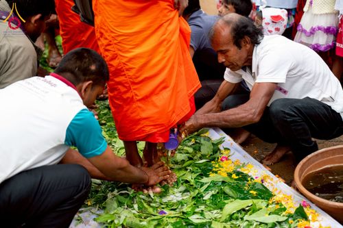 ภาพ No.226292:วันที่ 7-10 พฤษภาคม พ.ศ. 2568 โครงการเดินธรรมยาตรา สยาม-ลังกา ธรรมยาตรา ฉลองเทศกาลวิสาขบูชาแห่งชาติ ศรีลังกา บูชาธรรม 81 ปี หลวงพ่อธัมมชโย เมืองนูวราอิลิยา ประเทศศรีลังกา