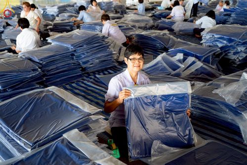 ภาพ No.218664:วันพฤหัสบดีที่ 17 เมษายน พ.ศ. 2568 การเตรียมงานในลานธรรม , สภาธรรมกายสากล , วิหารคด  เพื่องานวันคุ้มครองโลก 22 เมษายน พ.ศ. 2568