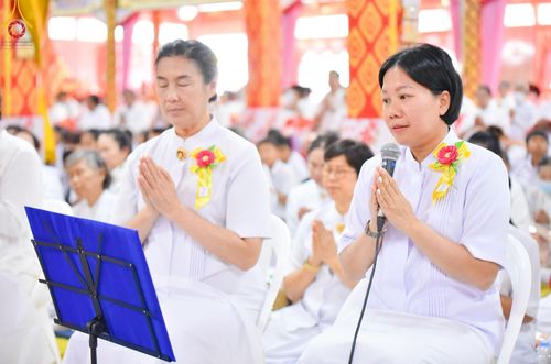 ภาพ No.203557:พิธีทอดผ้าป่าทำนุบำรุงศาสนสถาน ณ วัดตะเคียน ตำบลบางคูเวียง อำเภอบางกรวย จังหวัดนนทบุรี ในโครงการธรรมยาตรา กตัญญูบูชา มหาปูชนียาจารย์ พระมงคลเทพมุนี(สด จนฺทสโร) พระผู้ปราบมาร อนุสรณ์สถาน 7 แห่ง ปีที่ 13 วันที่ 29 มกราคม พ.ศ. 2568