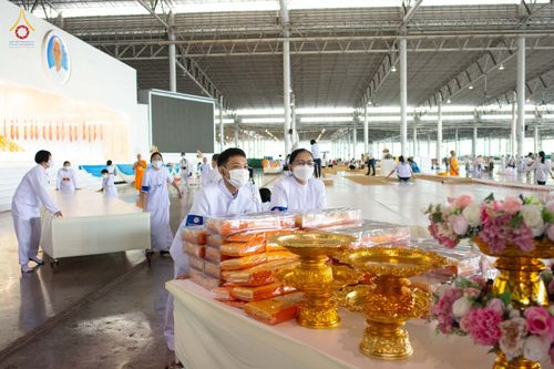 ภาพ No.91197:พิธีร่วมบุญกฐินสัมฤทธิ์ปีที่ 16 และกฐินสมทบวัดกัลยาณมิตรทั้งภายใน และต่างประเทศปีที่ 6 ณ บ้านแก้วเรือนทองคุณยายฯ วัดพระธรรมกาย วันเสาร์ที่ 21 ตุลาคม พ.ศ. 2566