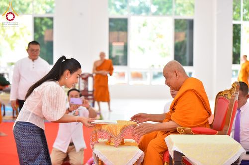 ภาพ No.152539:พิธียกฉัตรขาว 5 ชั้น กางกั้นถวายองค์พระประธาน อาคารปฏิบัติธรรมวัดสายสุวพรรณ ต.คลองสี่ อ.คลองหลวง จ.ปทุมธานี วันเสาร์ที่ 7 กันยายน พ.ศ. 2567