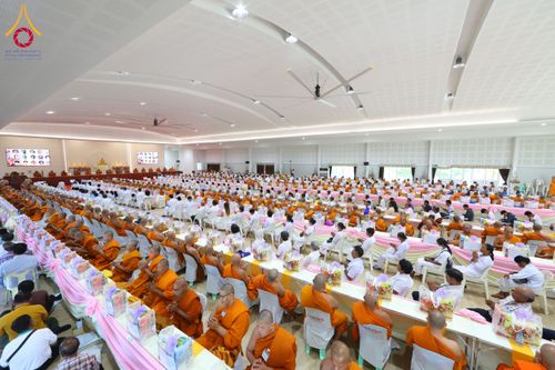 ภาพ No.149472:พิธีทักษิณานุปทานแด่บรรพชนตระกูลผ่องสวัสดิ์ และหมู่ญาติที่ล่วงลับไปแล้ว ประจำปี ครั้งที่ 19 วันพฤหัสบดีที่ 22 สิงหาคม พ.ศ. 2567 ณ พระมหาเจดีย์ทัตตชีโว ศูนย์อบรมเยาวชนกาญจนบุรี