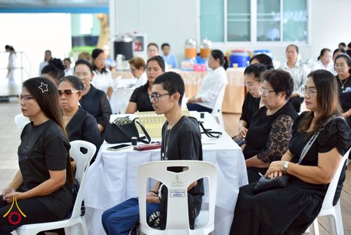 ภาพ No.267602:วันที่ 7 พฤศจิกายน พ.ศ. 2568 พสกนิกรอำเภอคลองหลวง รวมใจบำเพ็ญกุศลปัณรสมวาร (15 วัน) อุทิศถวายเป็นพระราชกุศลแด่ “สมเด็จพระพันปีหลวง” ณ วัดพระธรรมกาย