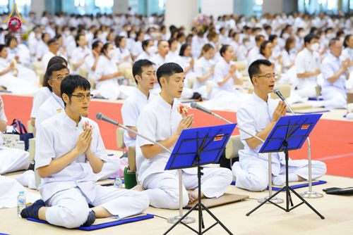 ภาพ No.134086:พิธีบูชาข้าวพระ  ในวันอาทิตย์ต้นเดือนที่ 7 เมษายน พ.ศ. 2567 ณ วัดพระธรรมกาย จ.ปทุมธานี