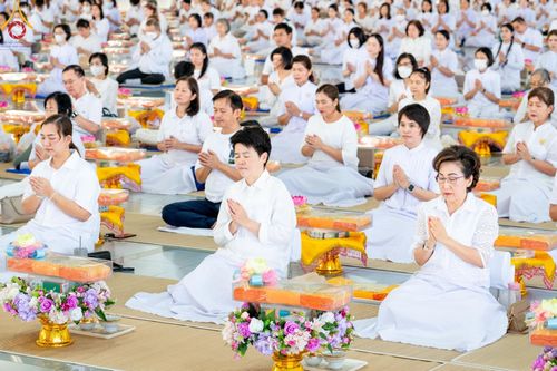 ภาพ No.143224:พิธีถวายภัตตาหารเพื่อเป็นกำลังแห่งการเข้าถึงธรรม ของพระภิกษุสามเณร วัดพระธรรมกาย วันเสาร์ที่ 6 กรกฏาคม พ.ศ. 2567 ณ หอฉันคุณยายอาจารย์ วัดพระธรรมกาย จ.ปทุมธานี