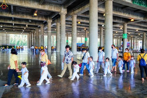 ภาพ No.84637:โครงการส่งเสริมและพัฒนาผู้เรียนมีคุณธรรม  จริยธรรม ประจำปีงบประมาณ 2566 ศูนย์พัฒนาเด็กเล็กและโรงเรียนอนุบาล องค์การบริหารส่วนตำบลคลองสาม ณ ศูนย์การเรียนรู้ UG5 Power พลังความดีสากล 5 ประการ มหารัตนวิหารคต วัดพระธรรมกาย วันอังคารที่ 25 กรกฎาคม พ.ศ. 2566