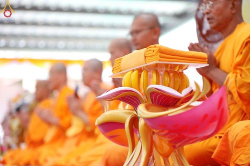 ภาพ No.94716:พิธีทอดกฐินสามัคคี สร้างกุฏิสงฆ์หลังแรก ณ ศูนย์ปฏิบัติธรรมและอบรมเยาวชนเมืองยะลา (ถนนเวฬุวัน ซอยเศรษฐี) วันที่ 15 พฤศจิกายน พ.ศ. 2566