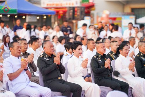 ภาพ No.312939:วันอาทิตย์ที่ 8 มีนาคม พ.ศ.2569 ทำบุญเมืองนครราชสีมา 558 ปี ตักบาตรพระ 10,000 รูป (ภาพชุดที่ 2)