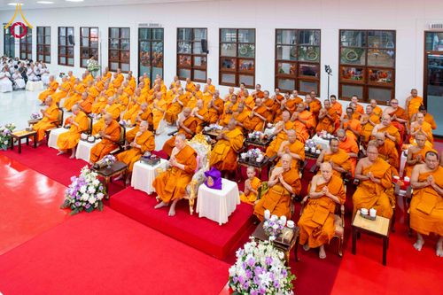 ภาพ No.315184:วันจันทร์ที่ 23 มีนาคม พ.ศ. 2569 พิธีบำเพ็ญกุศล คุณพ่อณรงค์ จินตมากุล  สิริอายุ 99 ปี 11 เดือน โยมบิดา พระครูปลัดรัตนวีรวัฒน์ (รังสฤษดิ์ อิทฺธิจินตโก) ที่ปรึกษาเจ้าคณะจังหวัดปทุมธานี เจ้าอาวาสวัดพระธรรมกาย  ณ ห้องปลูกศรัทธา 2 วัดพระธรรมกาย ปทุมธานี