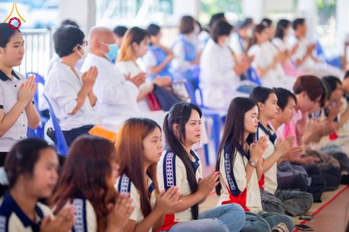 ภาพ No.199929:พิธีทอดผ้าป่าทำนุบำรุงศาสนสถาน ณ วัดบางช้างใต้ ตำบลบางช้าง อำเภอสามพราน จังหวัดนครปฐม ในโครงการธรรมยาตรา กตัญญูบูชา มหาปูชนียาจารย์ พระมงคลเทพมุนี(สด จนฺทสโร) พระผู้ปราบมาร อนุสรณ์สถาน 7 แห่ง ปีที่ 13 วันที่ 22 มกราคม พ.ศ. 2568