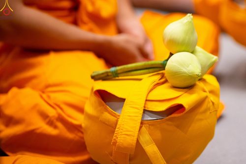 ภาพ No.84251:พิธีขอบรรพชา , พิธีขอสรณคมน์และศีล ,  พิธีรับบาตร , พิธีอุปสมบท ในโครงการบรรพชาอุปสมบทหมู่ธรรมทายาทรุ่นเข้าพรรษา และโครงการบรรพชาสามเณรโรงเรียนนานาชาติ รุ่นที่ 12 ณ โบสถ์พระไตรปิฎก วัดพระธรรมกาย วันที่ 22 กรกฎาคม พ.ศ. 2566