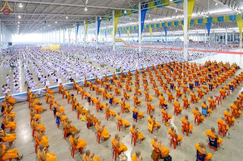 ภาพ No.77051:พิธีหล่อพระบรมพุทธเจ้า ในวันมาฆบูชา อาทิตย์ต้นเดือนที่ 6 มีนาคม พ.ศ. 2566 ณ วัดพระธรรมกาย จ.ปทุมธานี