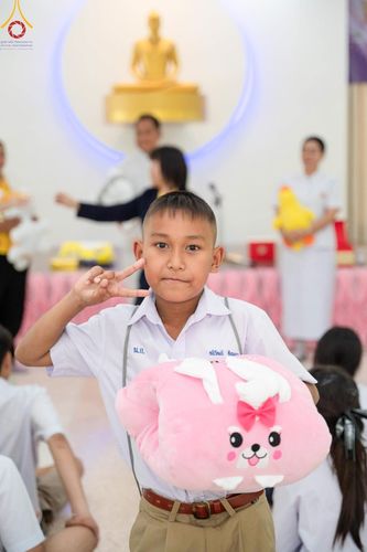 ภาพ No.187549:งานรวมพลังเด็กดี V-Star ผู้นำฟื้นฟูศีลธรรมโลก  ณ ธุดงคสถานร้อยเอ็ด อ.เชียงขวัญ จ.ร้อยเอ็ด วันจันทร์ที่ 16 ธันวาคม พ.ศ. 2567