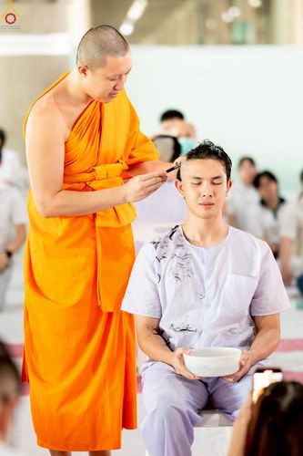 ภาพ No.228666:วันอังคารที่ 10 มิถุนายน พ.ศ. 2568 (วันพระ ขึ้น 15 ค่ำ เดือน 7) พิธีบุพเปตพลี ครั้งที่ 165 อุทิศบุญแด่หมู่ญาติที่ล่วงลับไปแล้ว และสืบทอดอายุพระพุทธศาสนา ณ หอฉันคุณยายอาจารย์ฯ วัดพระธรรมกาย