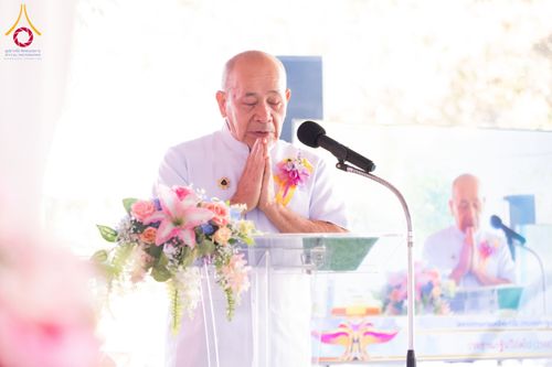 ภาพ No.179884:พิธีทอดกฐินบรมจักรพรรดิ สร้างอุโบสถ 80 ปี บูชาธรรมหลวงพ่อธัมมชโย ณ วัดพระธรรมกายแคลิฟอร์เนีย ประเทศสหรัฐอเมริกา วันอาทิตย์ที่ 10 พฤศจิกายน พ.ศ. 2567