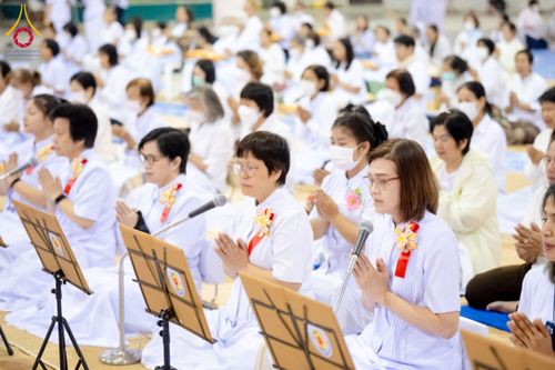 ภาพ No.203715:พิธีถวายภัตตาหารเป็นสังฆทาน แด่พระธรรมยาตรา ณ วัดพระธรรมกาย ตำบลคลองสาม อำเภอคลองหลวง จังหวัดปทุมธานี ในโครงการธรรมยาตรา กตัญญูบูชา มหาปูชนียาจารย์ พระมงคลเทพมุนี(สด จนฺทสโร) พระผู้ปราบมาร อนุสรณ์สถาน 7 แห่ง ปีที่ 13 วันที่ 30 มกราคม พ.ศ. 2568