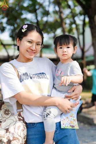 ภาพ No.193907:วัดพระธรรมกาย จัดงานวันเด็กแห่งชาติ ประจำปี พ.ศ.2568 ออกร้านอาหาร 200 ร้าน มอบของขวัญหลายหมื่นชิ้น วันที่ 12 มกราคม พ.ศ. 2568 วัดพระธรรมกาย อ.คลองหลวง จ.ปทุมธานี
